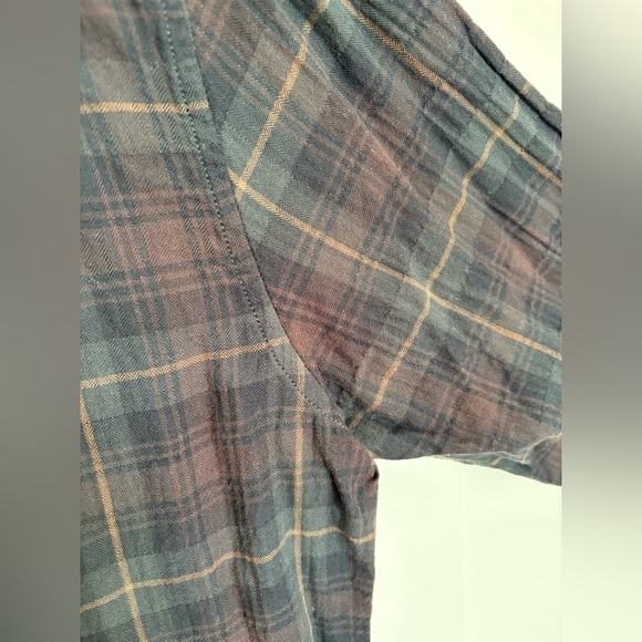 Banana Republic Untucked Crinkle Flannel Slim Fit Men's Shirt- Medium - Picture 5 of 8